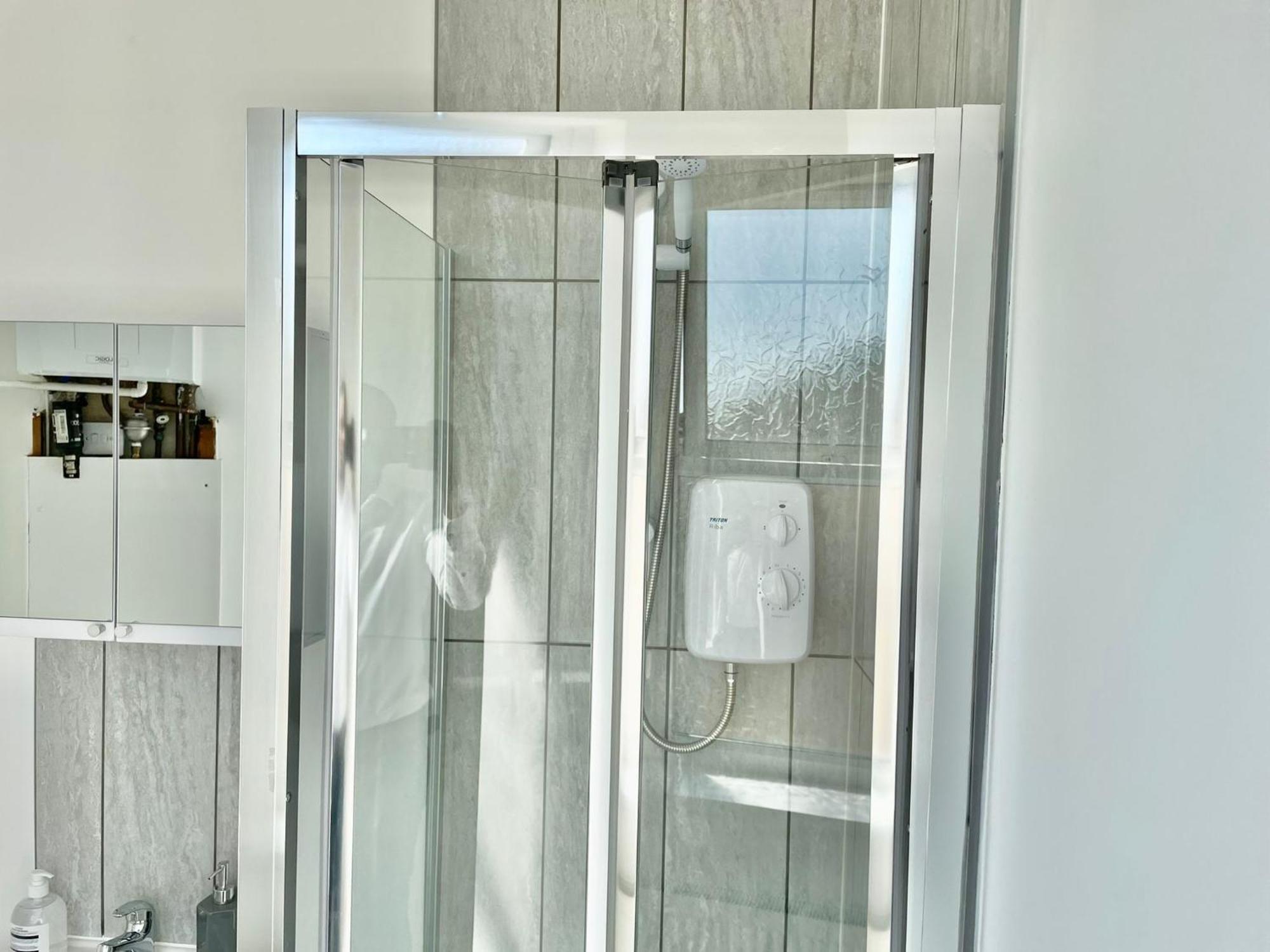 Cheerful 1 Bed Apartment Cardiff City Centre - Penarth Rd Екстер'єр фото