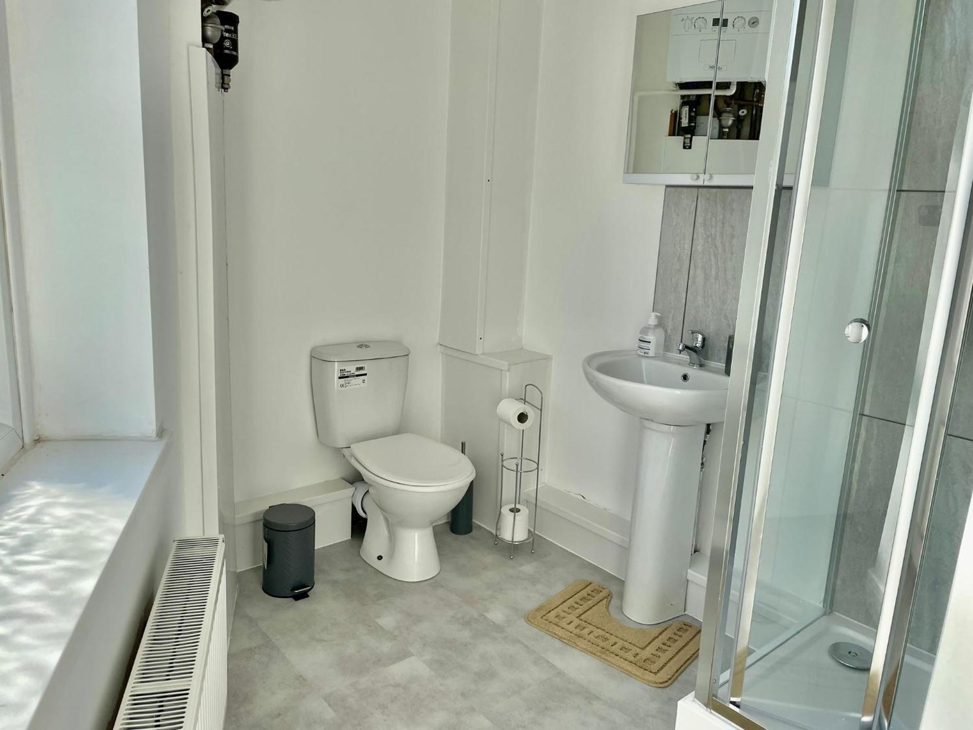 Cheerful 1 Bed Apartment Cardiff City Centre - Penarth Rd Екстер'єр фото